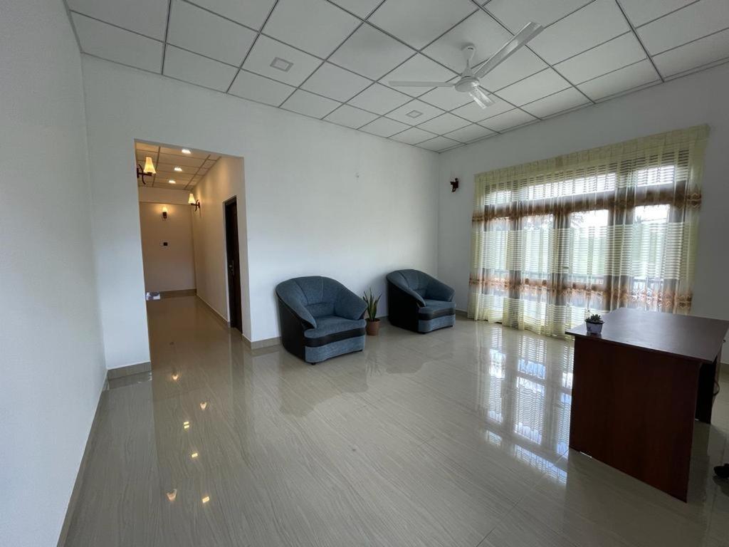 Theon Resort Anuradhapura Εξωτερικό φωτογραφία